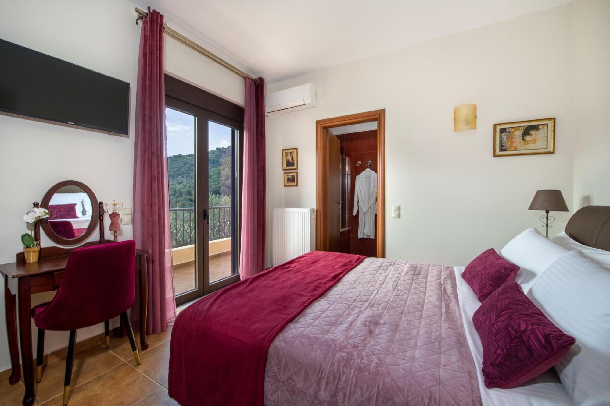 Serenity River Villa Palaiochora Bagian luar foto