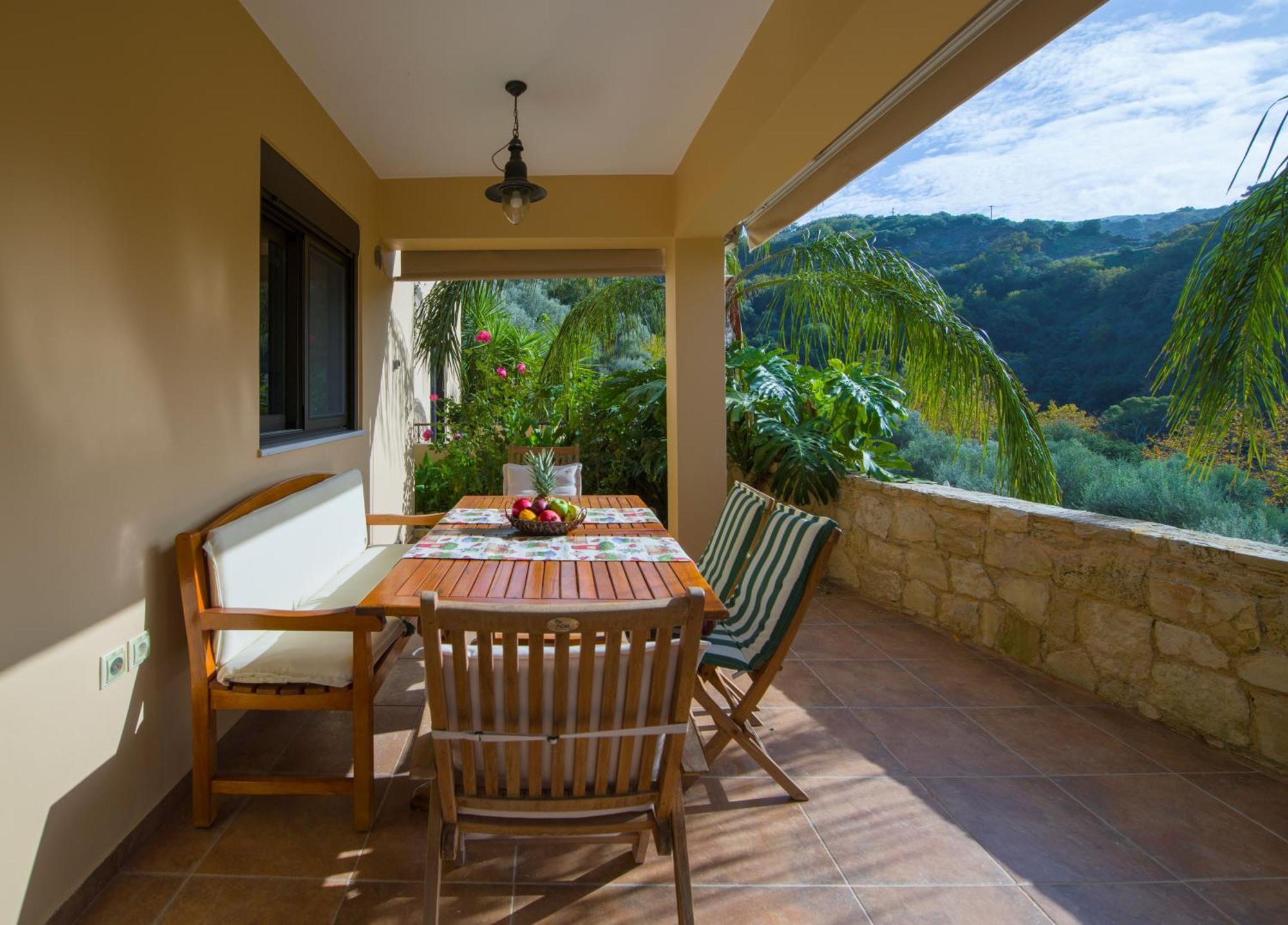 Serenity River Villa Palaiochora Bagian luar foto